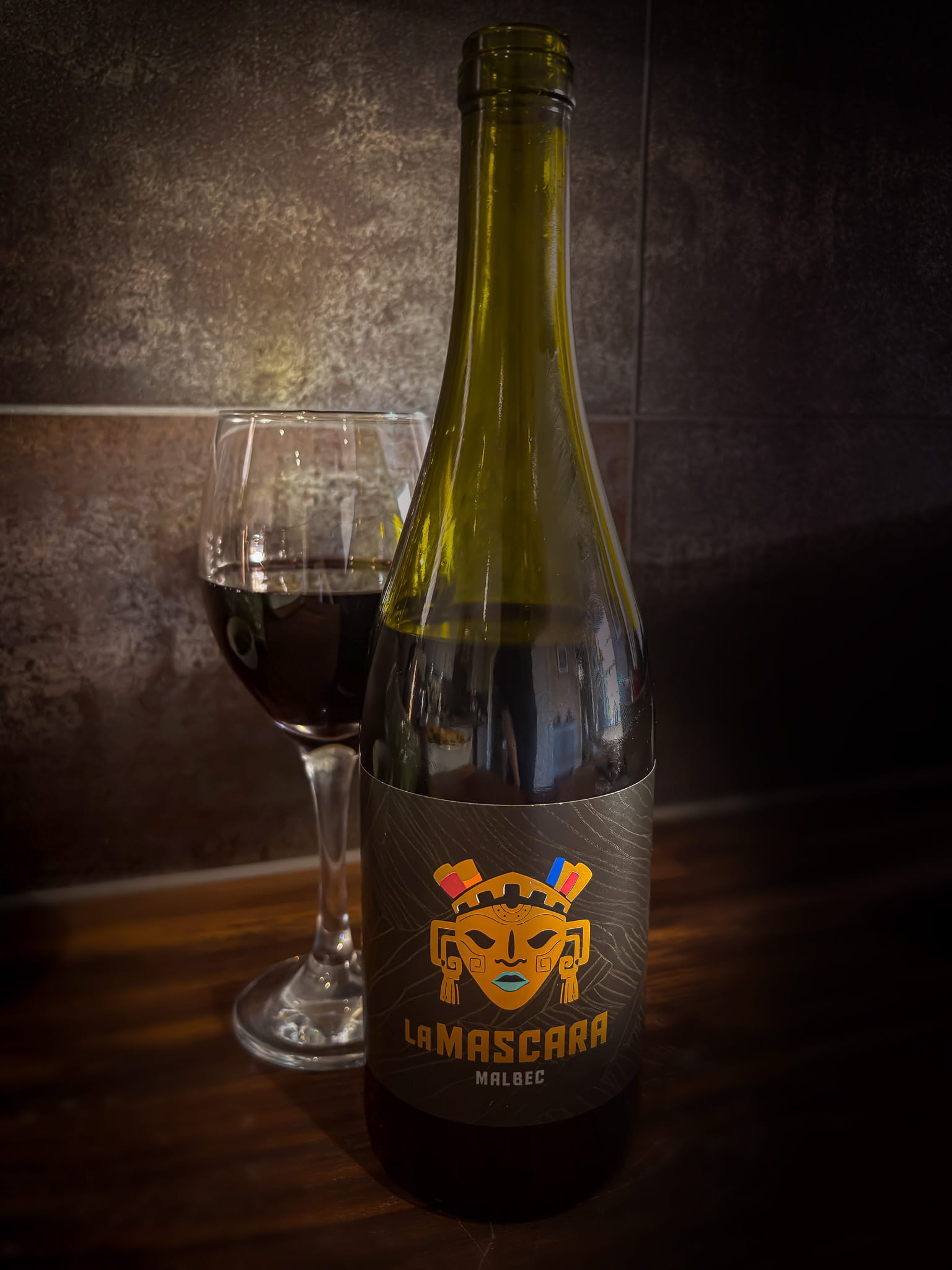 La Mascara Argentina Vinos Latinos